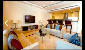 Royal Club Bonnington Tower Dubai, Dubai